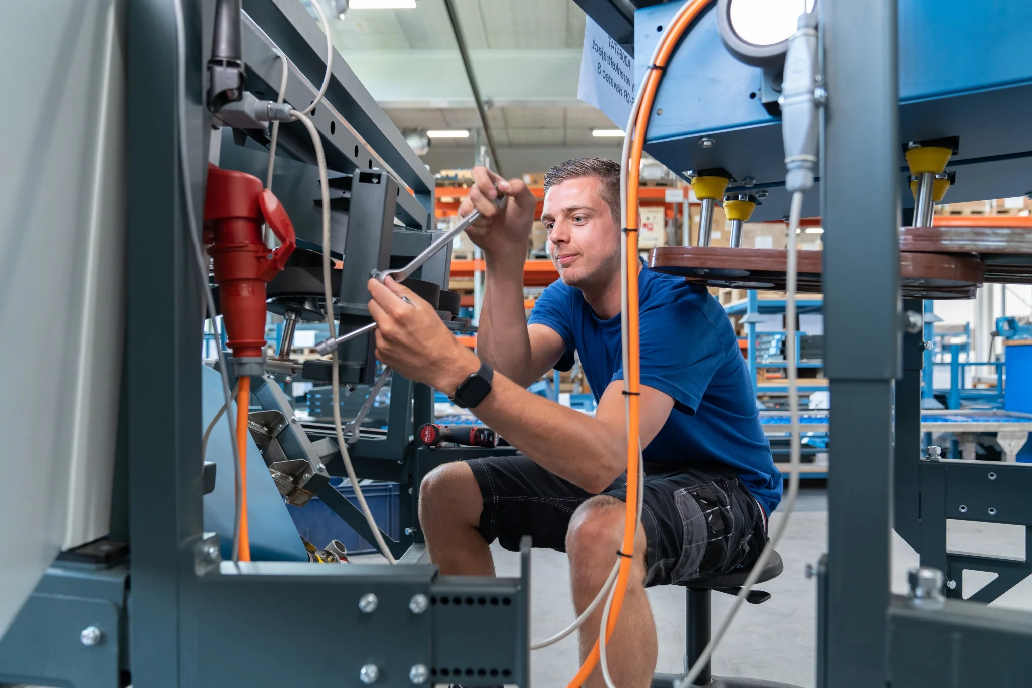 11949.1628490330._RG11283